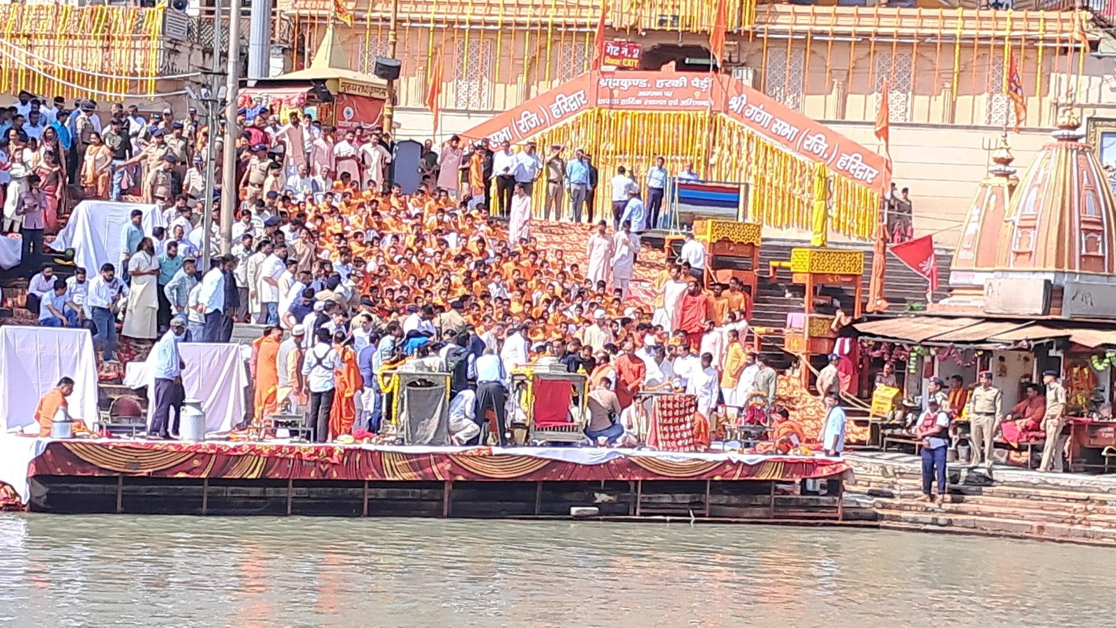 हरिद्वार में धामी कैबिनेट की अहम बैठक  कुंभ तैयारियों पर नजर