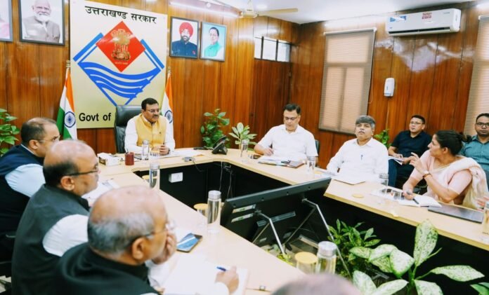 कुंभ की तैयारियों को समय से पूरा करने के निर्देश